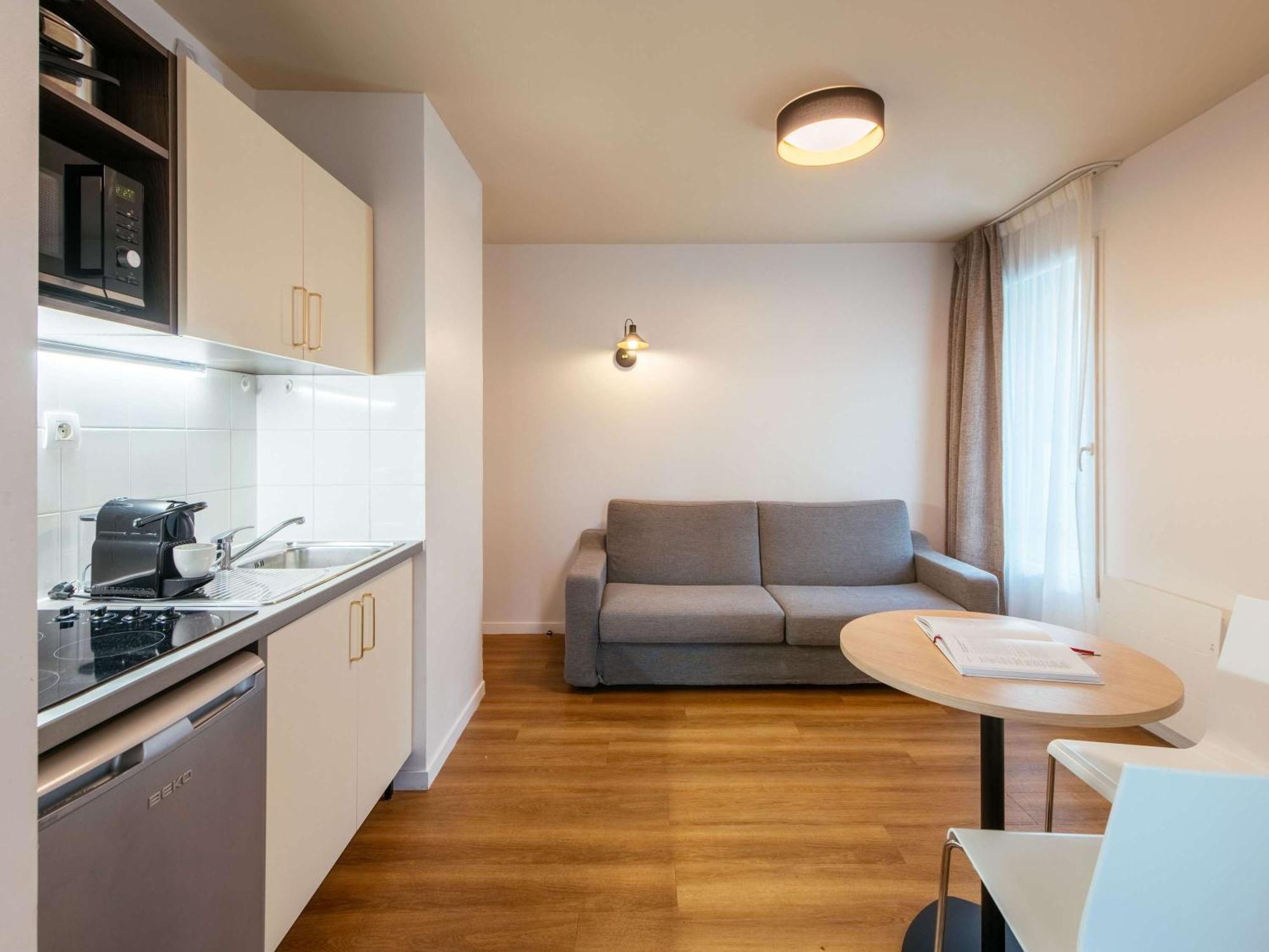 Aparthotel Adagio Access Paris Asnieres Exterior photo