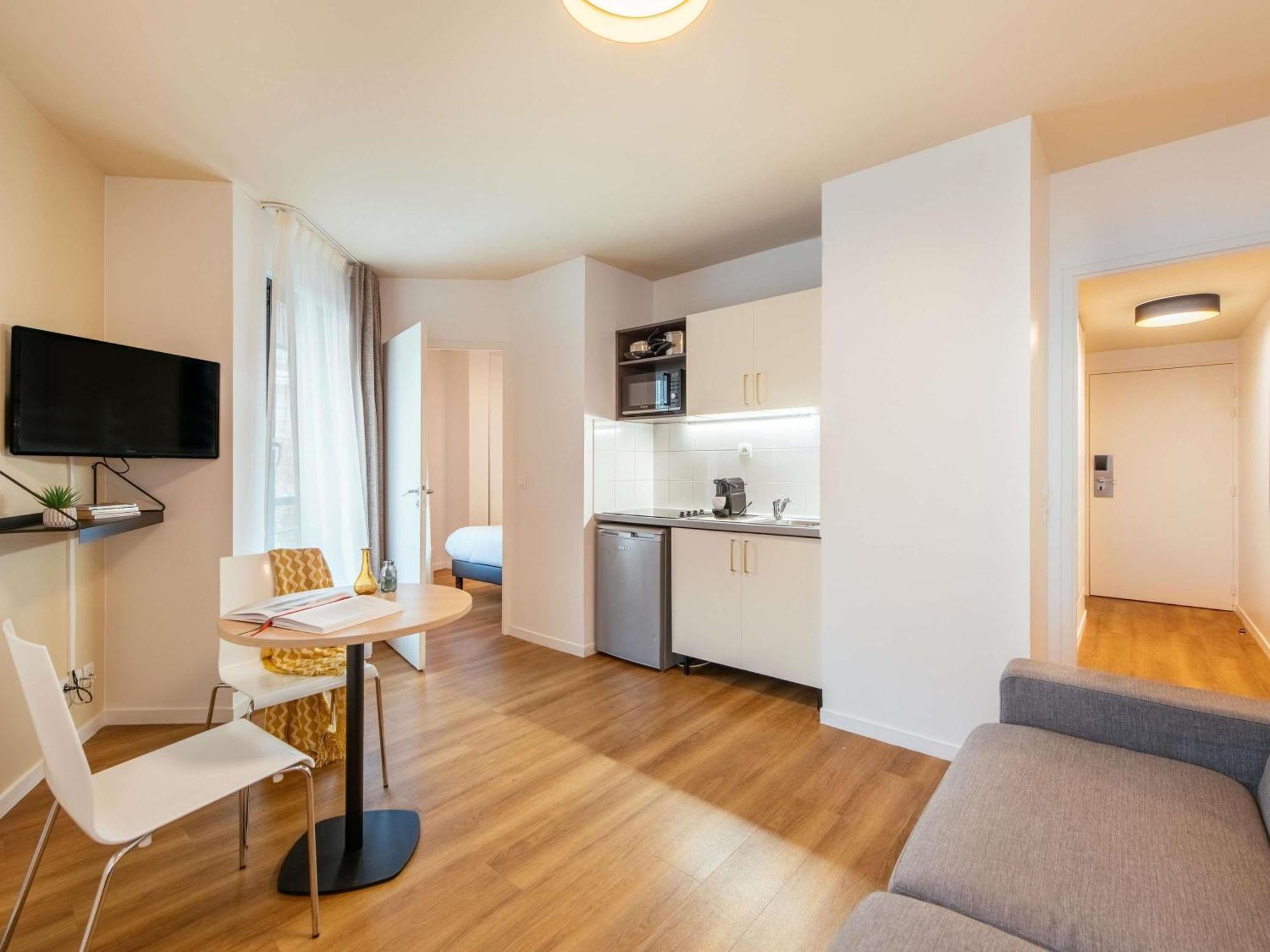 Aparthotel Adagio Access Paris Asnieres Exterior photo