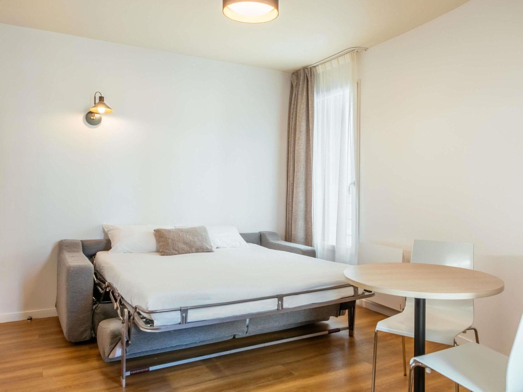 Aparthotel Adagio Access Paris Asnieres Exterior photo