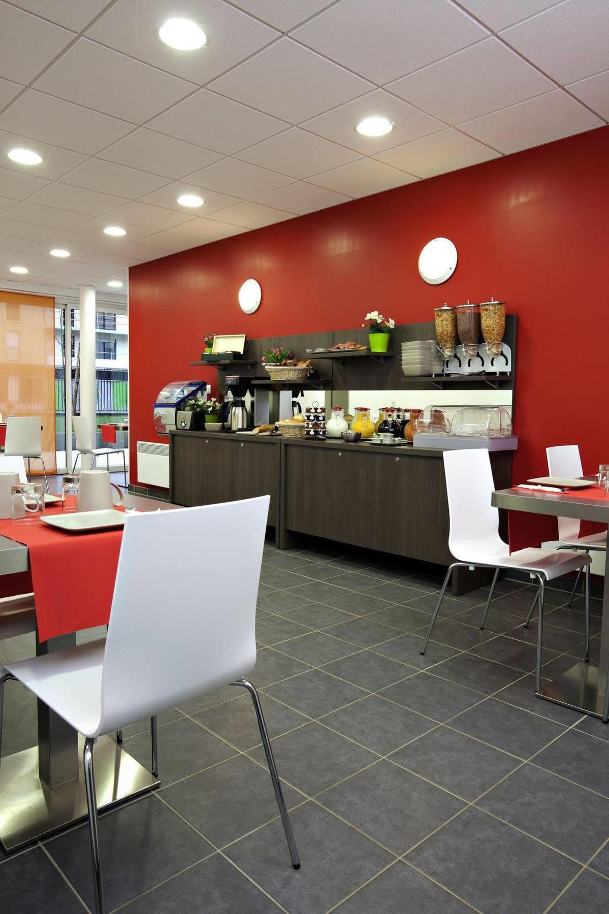 Aparthotel Adagio Access Paris Asnieres Exterior photo