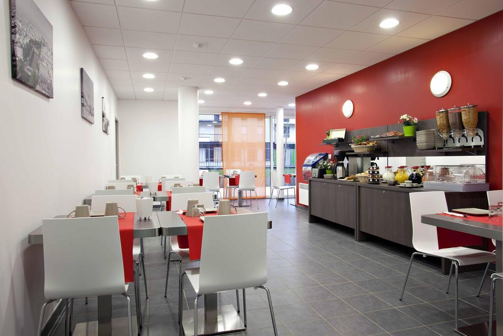 Aparthotel Adagio Access Paris Asnieres Exterior photo